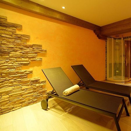 Residence Canada Pinzolo Exterior photo