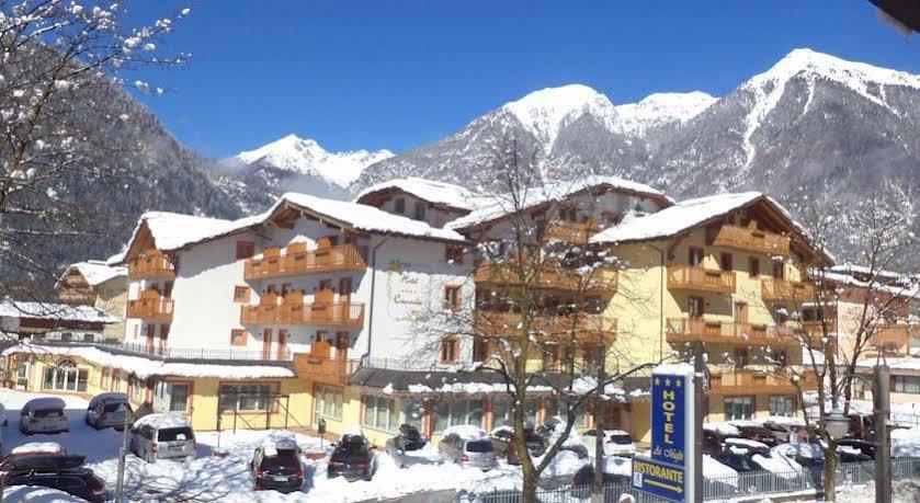 Residence Canada Pinzolo Exterior photo